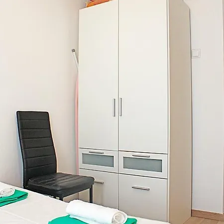 Tomislav ザオストログ